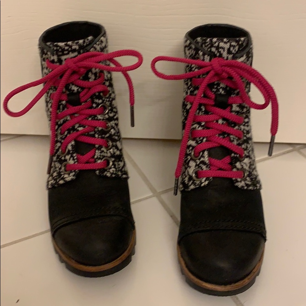 Sorel Lexie boots.